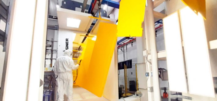 Verniciatura zoccarato giallo
