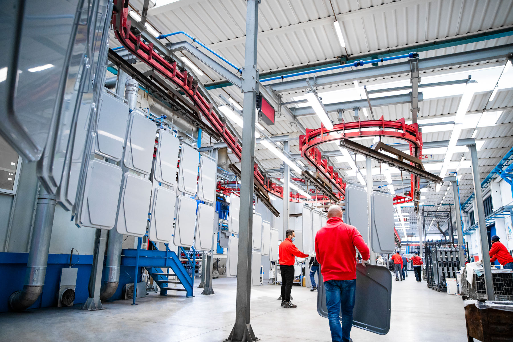 Zoccarato department with metal components prepared for powder coating